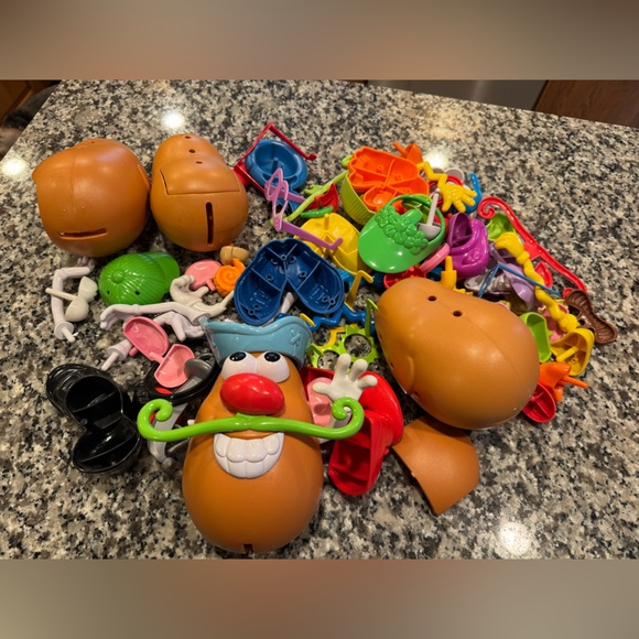 Fisher-Price Other - 90 pieces potato heads Classic Kids Toy - Multi-Color Accessory Set